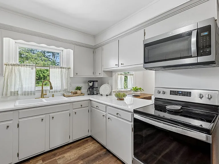 1216 King Arthur Rd — Photo 11