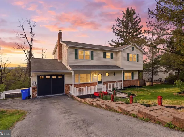 6230 Hocker Dr, Harrisburg, PA 17111