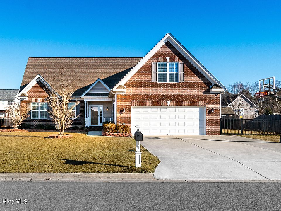 1st image of 405 Windmill Drive