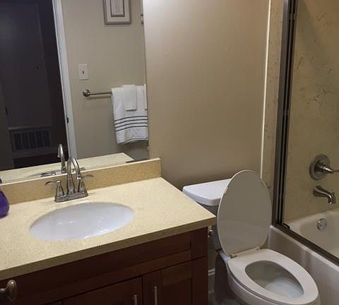 4th image of 828 Edgehill Dr APT 3