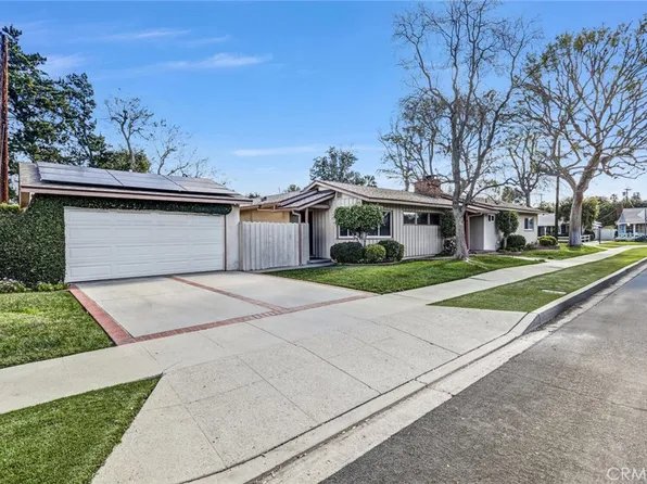 5906 Colbath Ave, Van Nuys, CA 91401