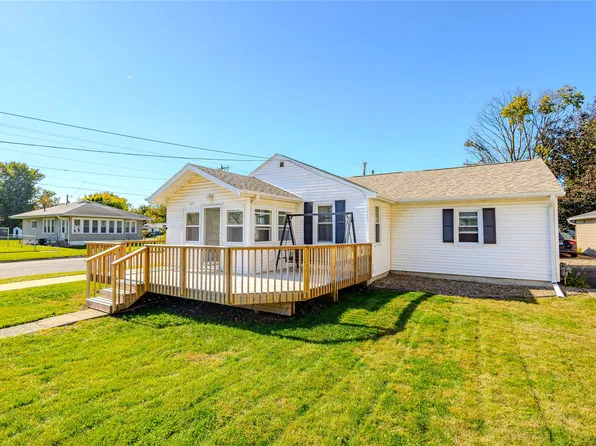 721 W 5th St S, Newton, IA 50208