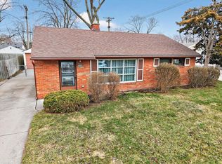 26206 Dale Ct, Roseville, MI 48066