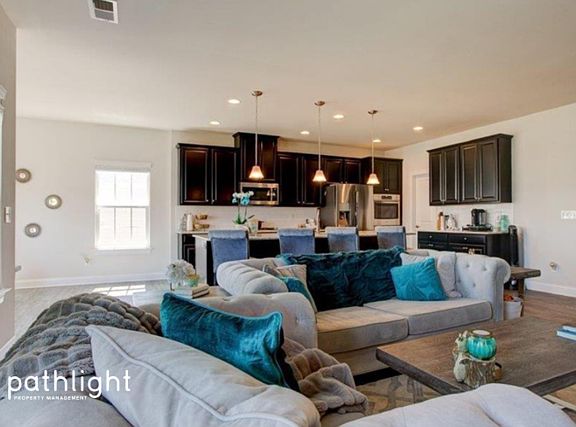 5th image of 1181 Beechfern Cir