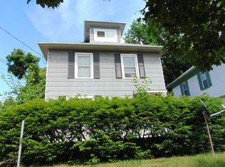 1011 S Pennsylvania Ave, Lansing, MI 48912