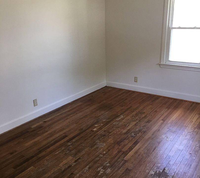 2nd image of 1134 W Academy St