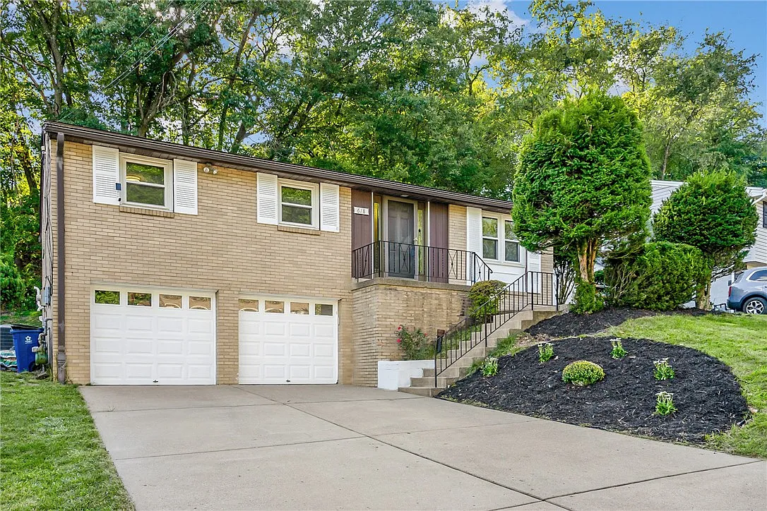 618 Moonstone Dr photo 1