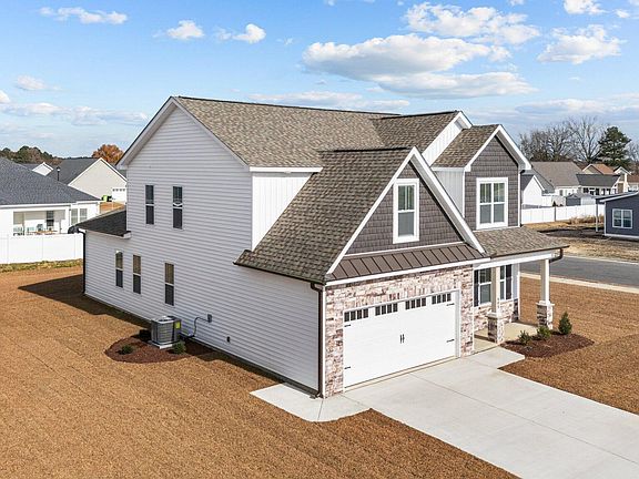 3rd image of 605 Norberry Drive