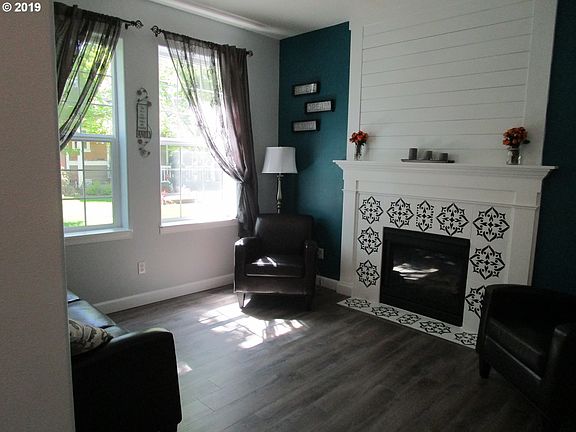 5th image of 1466 SE Kobus Way
