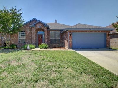 7404 Quail Point Ln, Arlington, TX, 76002