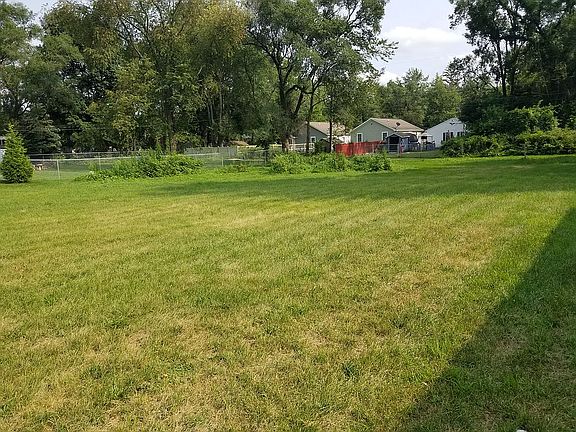 2nd image of 1420 Corby Blvd