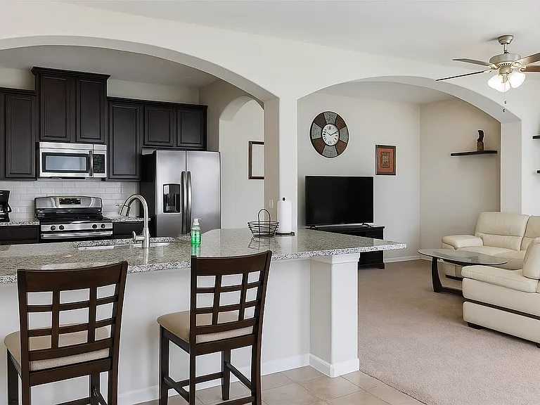 8303 Greys Ln — Photo 6