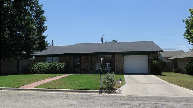 1st image of 3614 Surrey Ln
