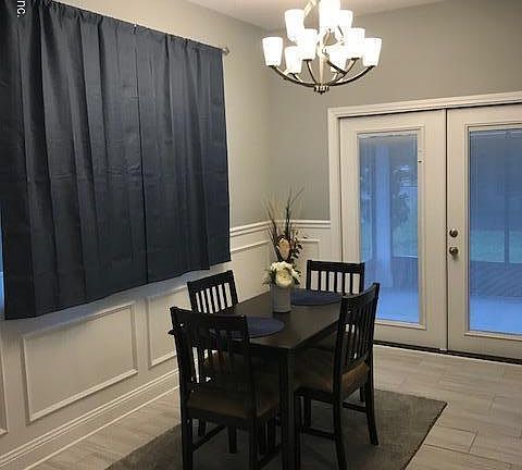 3rd image of 509 Meldrum Ln