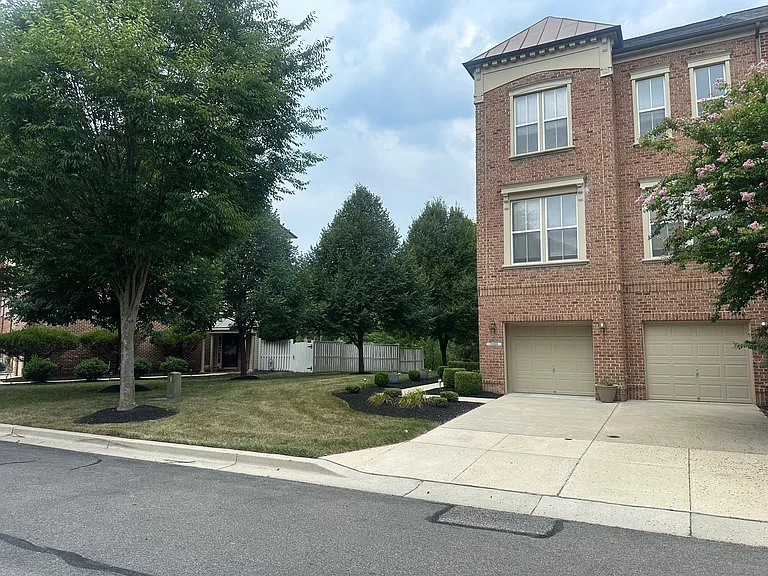13200 Saint James Sanctuary Dr — Photo 6