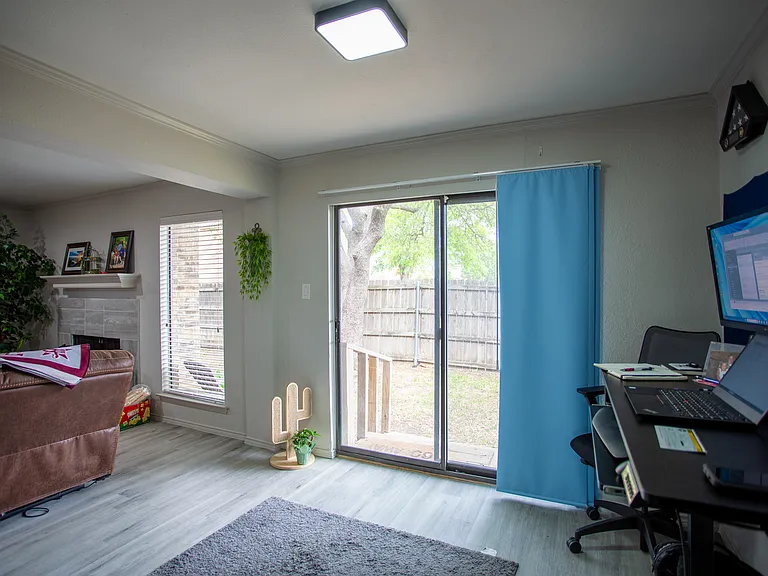 207 E Harwood Rd #38 — Photo 5