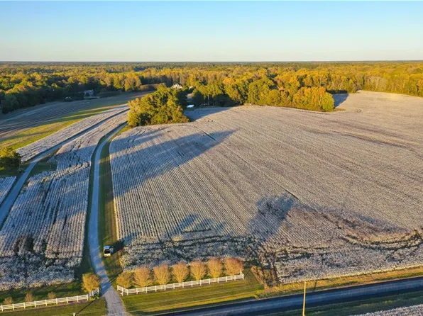 15023 Five Forks Rd, Windsor, VA 23487