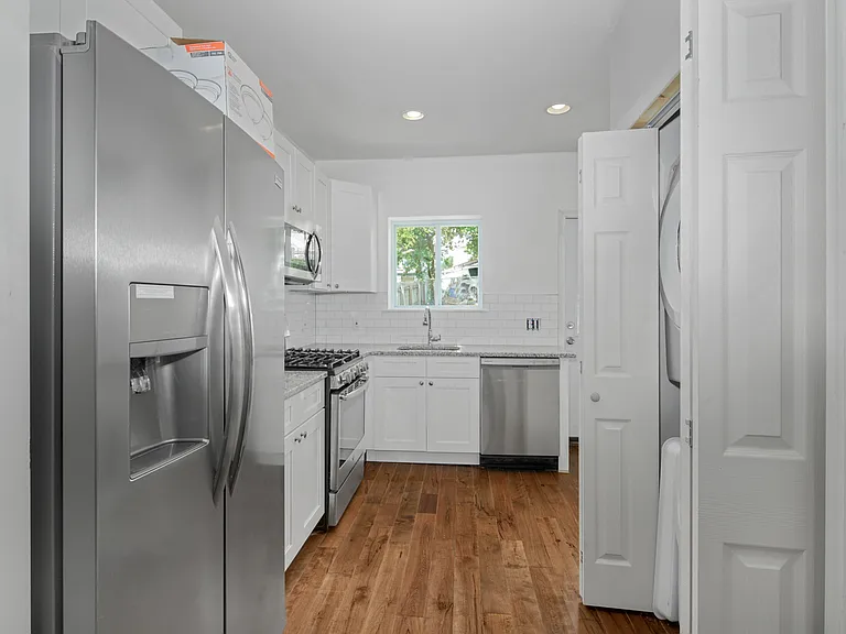 125 Ripka St — Photo 12
