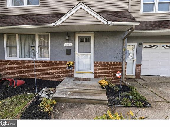 3rd image of 1763 42nd St