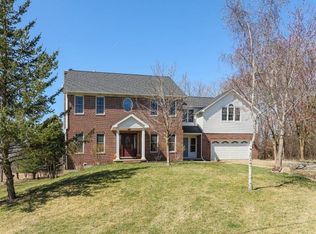 4141 Gleaner Hall Rd, Ann Arbor, MI 48105