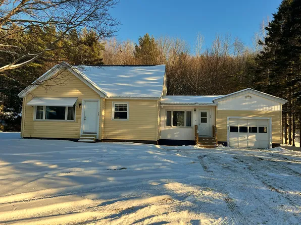 78 Hillview Avenue, Houlton, ME 04730