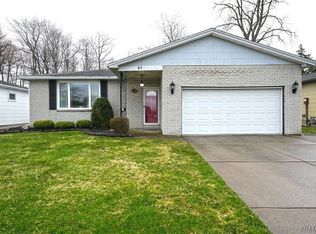 27 S View Dr, Depew, NY 14043