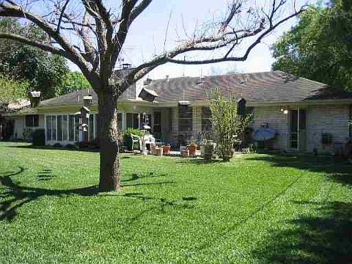3rd image of 525 CANDLEGLO DR