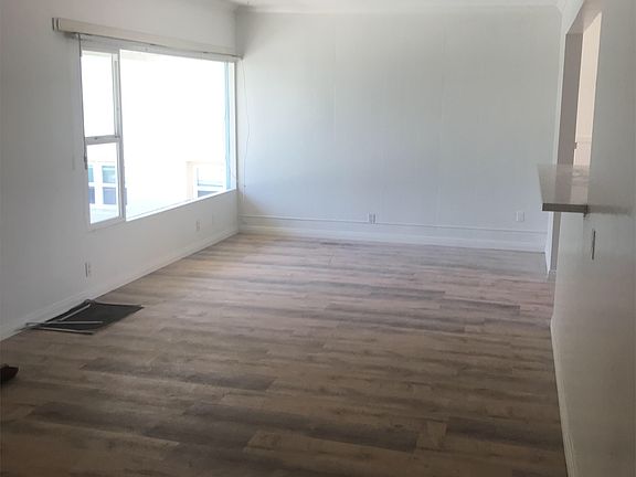 5th image of 1235 E Ocean Blvd APT 9