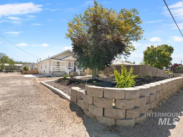 508 S Whitley Dr, Fruitland, ID 83619