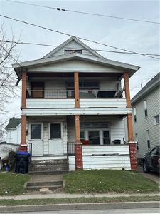 1219 E Lake Rd, Erie, PA, 16507