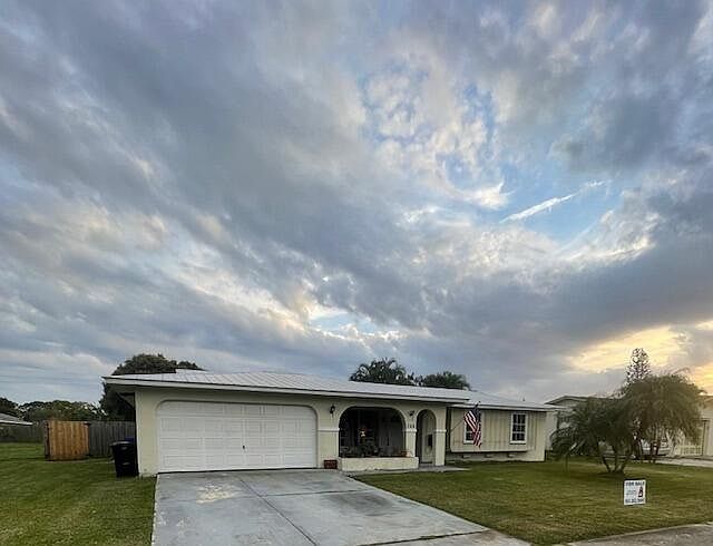 1st image of 308 NE Camelot Drive