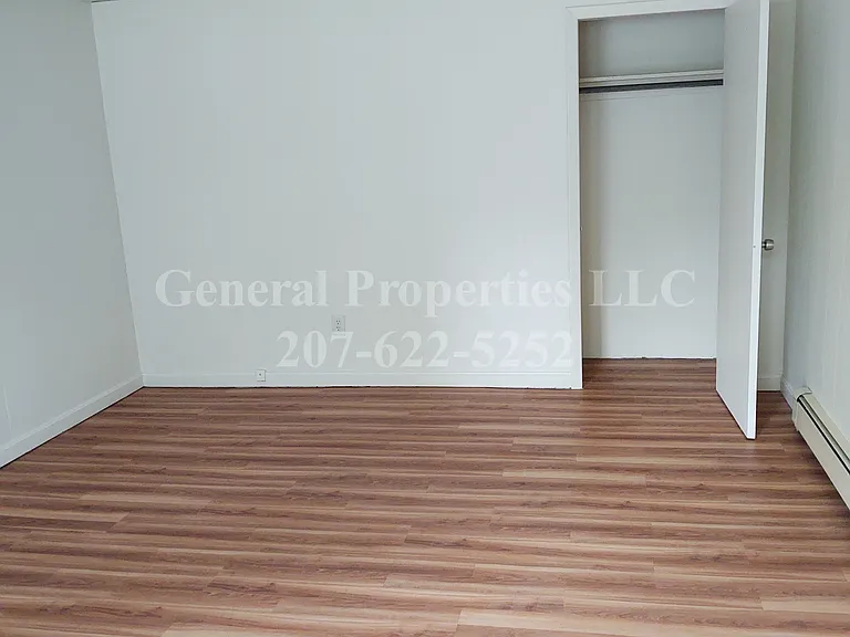 584 Riverside Dr #17 — Photo 11