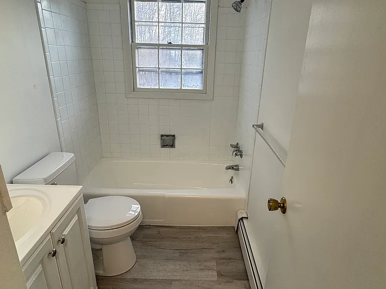3 Bayview St #B — Photo 8