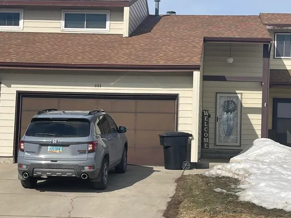 1111 7th Ave E, Williston, ND 58801