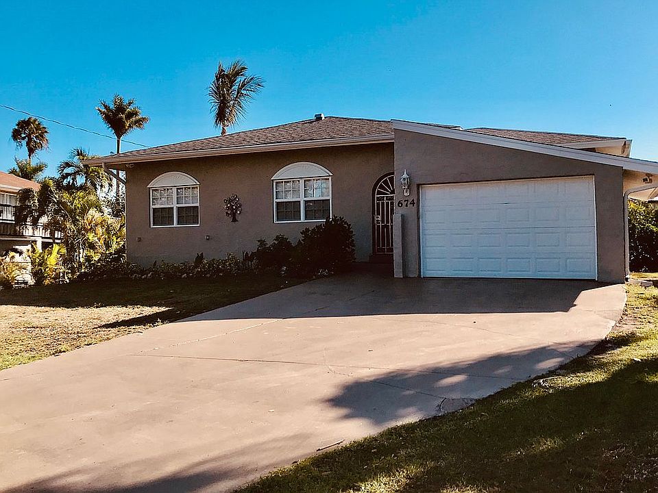 1st image of 674 Palm Ct