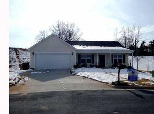 7 Burkedale Ct, Browns Summit, NC 27214