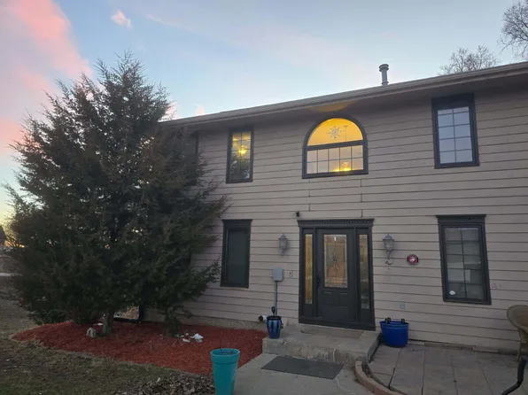 7109 Bantry Ct, Ames, IA 50010