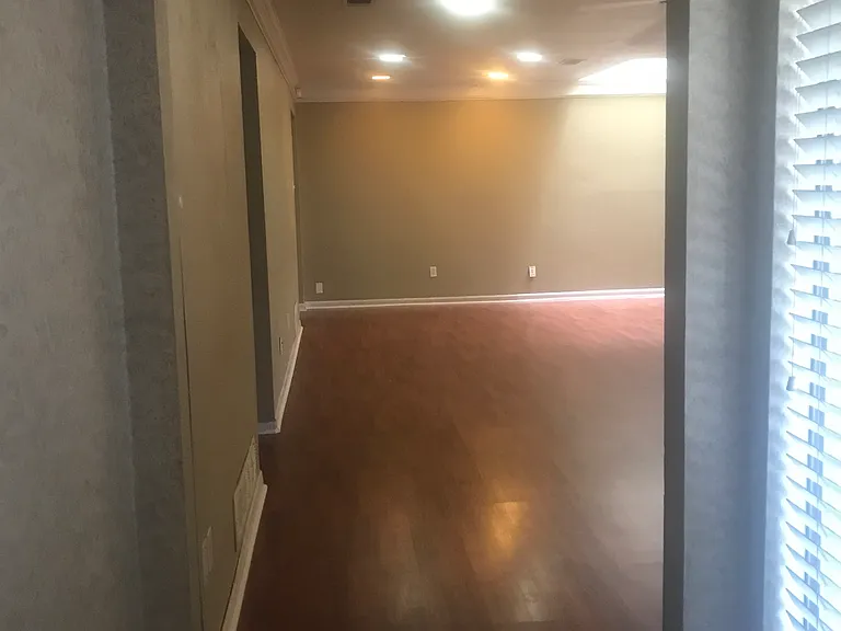 4008 San Mateo Dr — Photo 6
