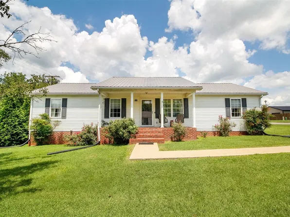 107 Eastland Ct, Cave City, KY 42127