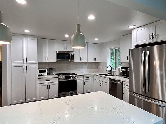 4th image of 12726 NE 138th St
