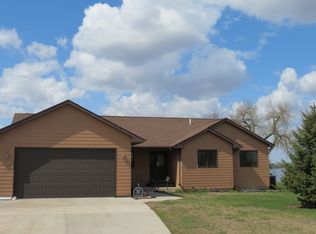 46786 220th St, Brookings, SD 57006