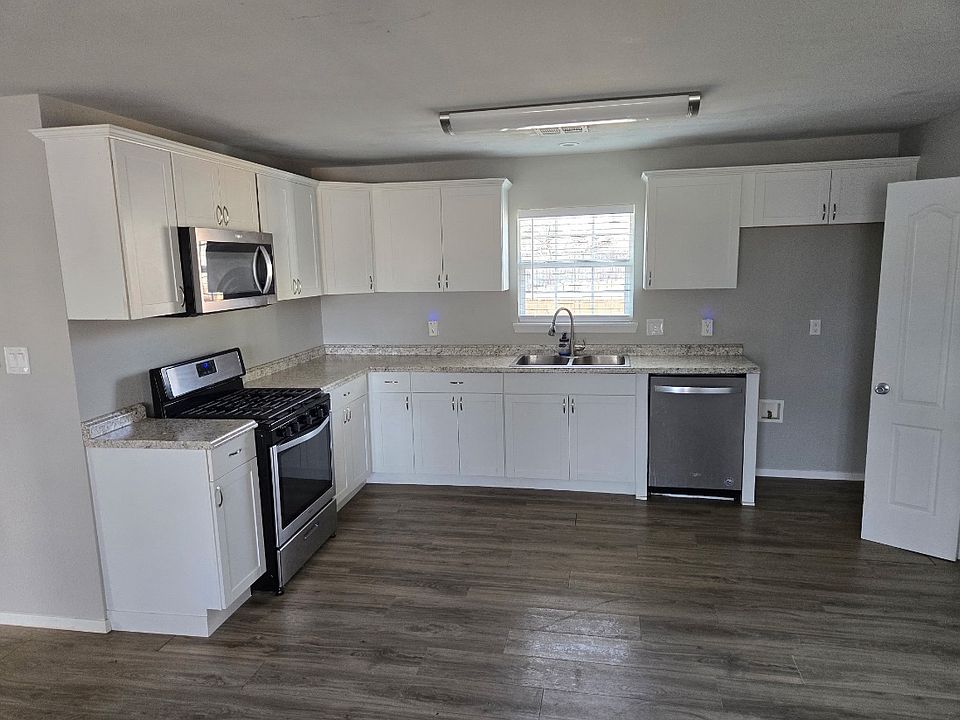 1st image of 520 S Cedar Ave