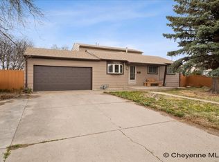 1616 W Leisher Rd, Cheyenne, WY 82007