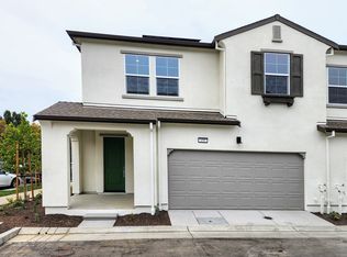 155 W Fort Bragg Pl, Mountain House, CA 95391