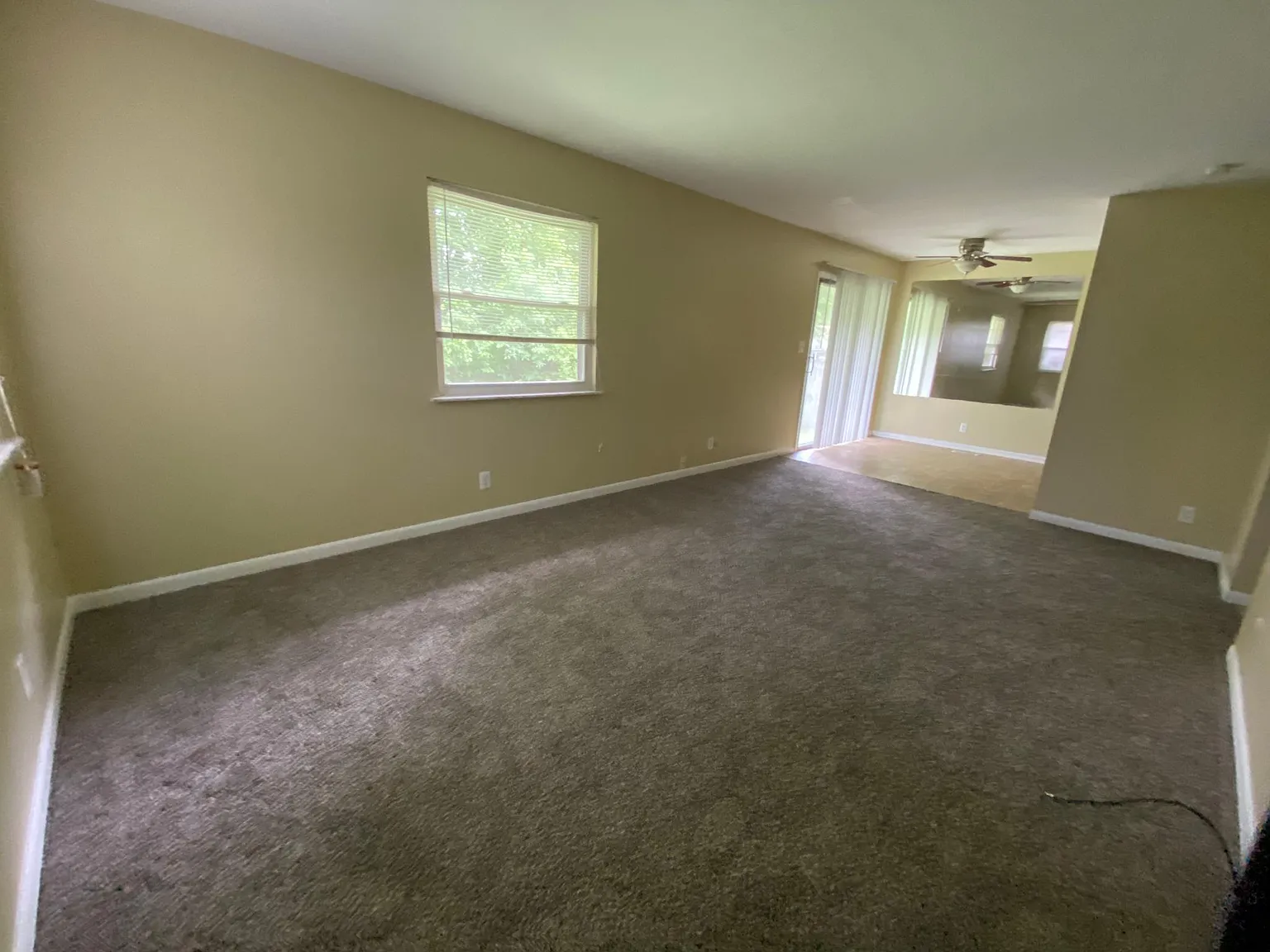 2612 Margybeth Ave — Photo 3
