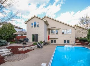 8719 Maryland Ave N, Brooklyn Park, MN 55445