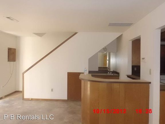 5th image of 4026 NW Ozmun Ave
