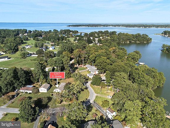 2nd image of 1247 S Glebe Rd