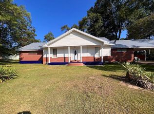 127 North Captain Gloster Drive, Gloster, MS 39638