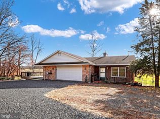 1064 Creamery Rd, Perkasie, PA 18944